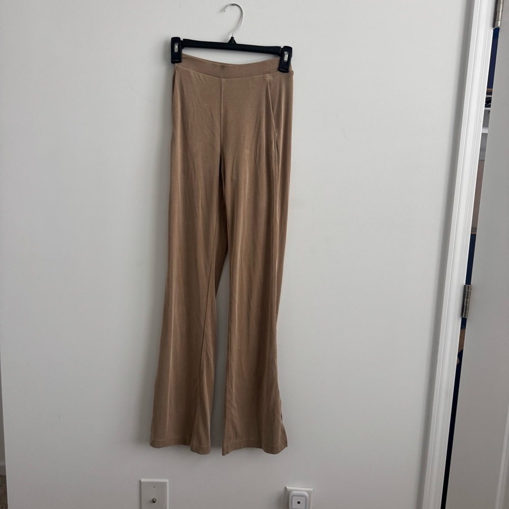 Lululemon softstreme flared pant